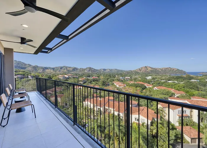 Naumi N562 | Penthouse 2br Ocean View In Playas Del Coco *